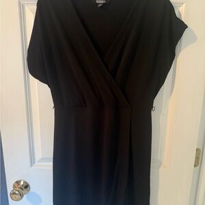Nicole Miller Elegant Black Midi Dress